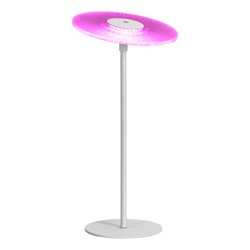 Современная светодиодная настольная лампа с абажуром RGB.